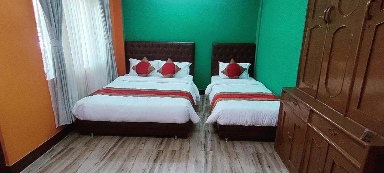 Nepalaya Home Hostel Kathmandu Esterno foto