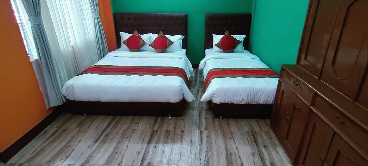Nepalaya Home Hostel Kathmandu Esterno foto